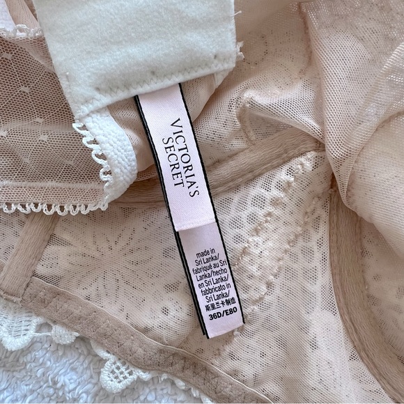 Victorias Secret Embroidered Set - Picture 5 of 8